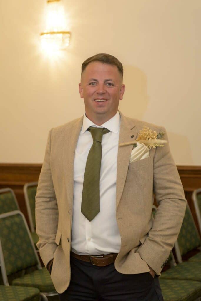 Adam Clare Bromley register office civic centre kent wedding photographer 145921