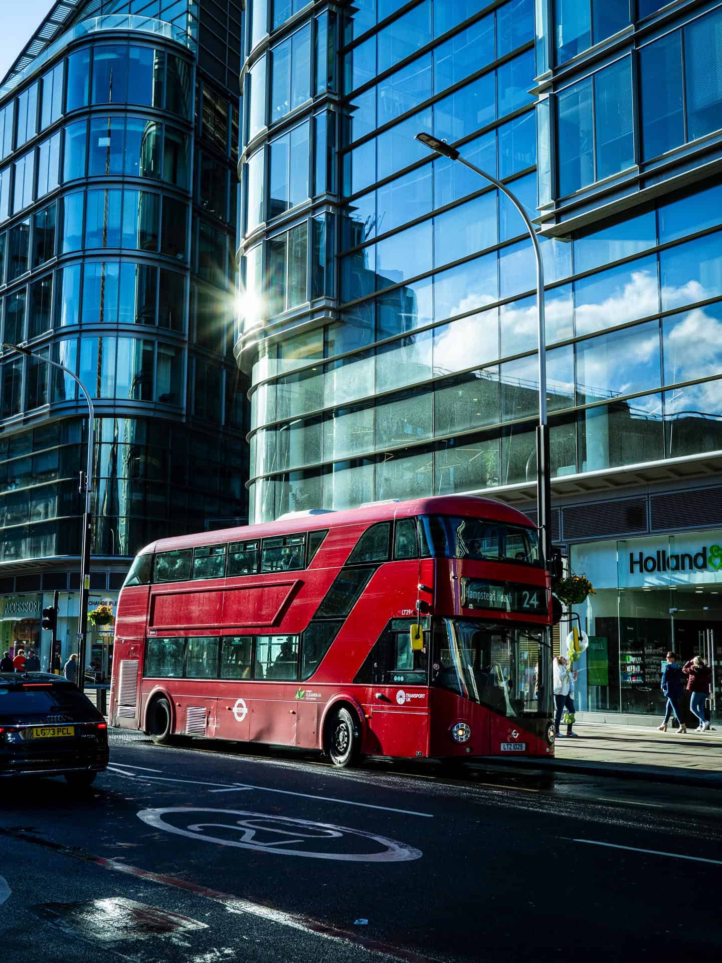 London photographer Lumix MFT 20mm holiday tourist camera wedding photographer day off 182440