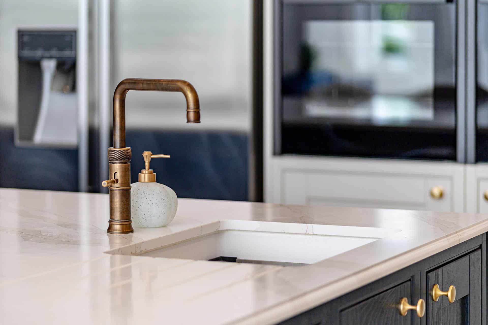 Norden Kitchens Woldingham CQ Calacatta Gold 143625 a