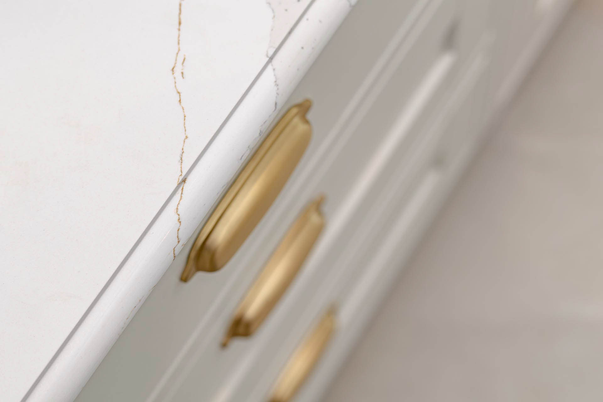 Norden Kitchens Woldingham CQ Calacatta Gold 152017 a