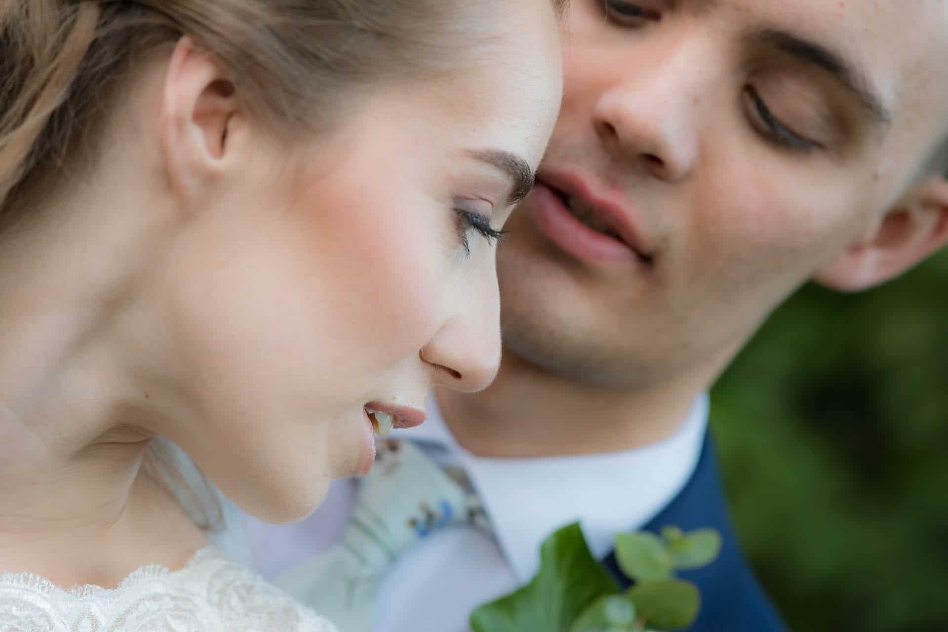 Bromley wedding photographer Beckenham Venue 28 reception Ethan & Jasmine 190139 AKP-2 b