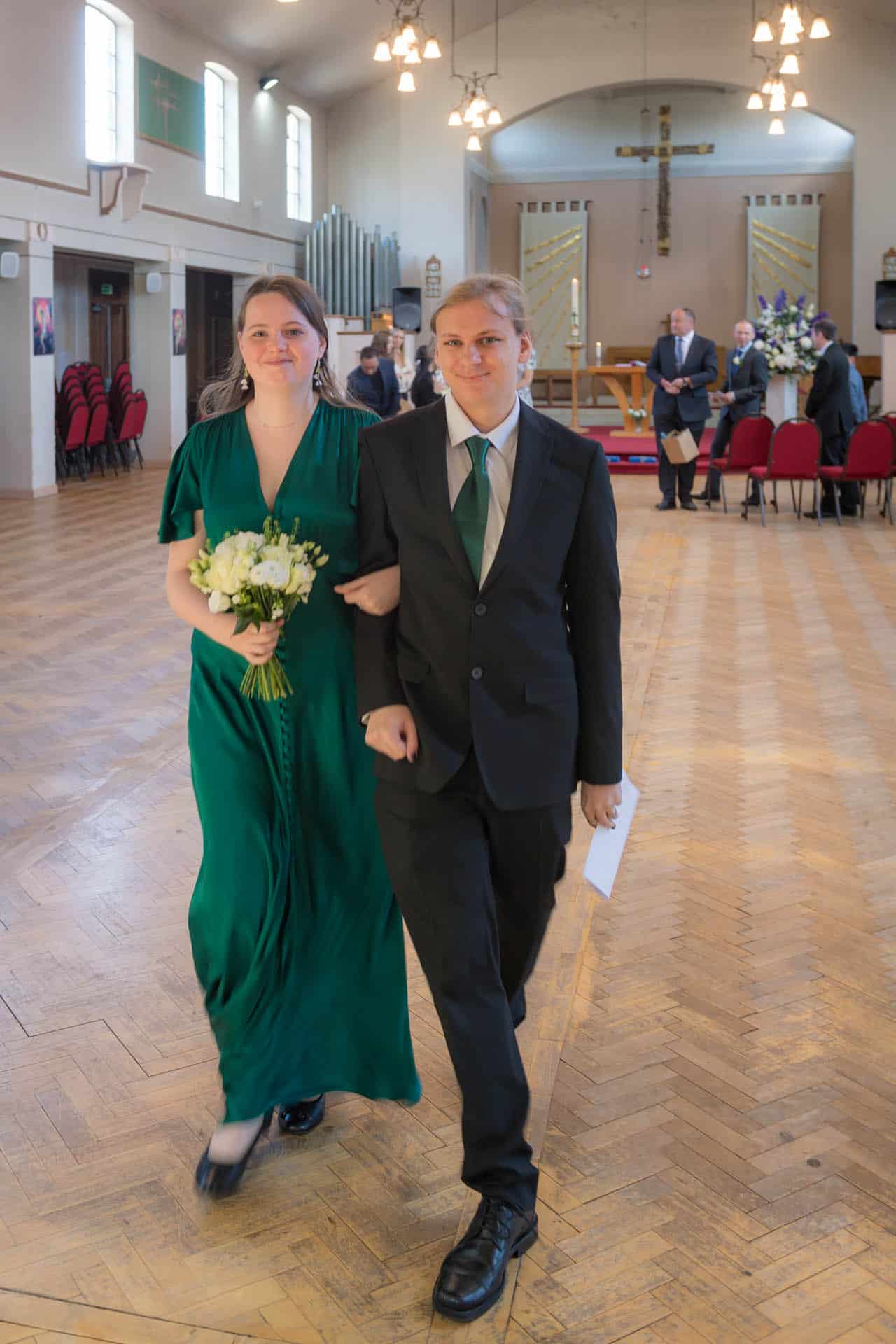 Surrey wedding photographer claygate 144647 (1)