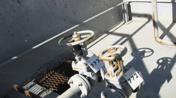 China Upstream Petrotechnical Training Service Market Growth Forecast: Market Drivers, Challenges, and Trends (2025-2035)