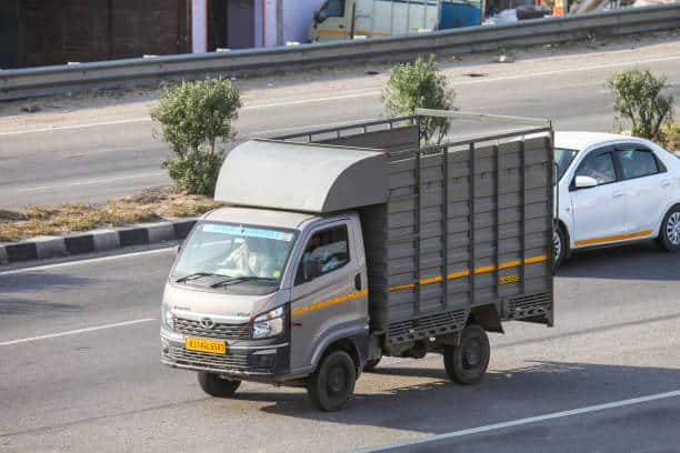 Korea Commercial Vehicles Market Study: Comprehensive Segmentation and Forecast