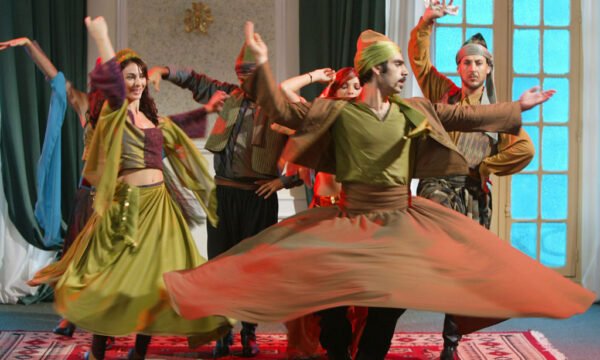 فيلم “بوسطة”.. الرقص على أوتار الحرب 1 فيلم “بوسطة”.. الرقص على أوتار الحرب