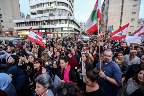 الأنظار على «جرعات» رفْع الدعم وتحذيراتٌ من الأسوأ لبنان المُتهاوي إلى… مزيد من «التدويل»