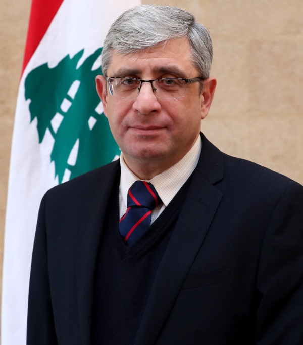 وزير التربية: لاعتماد التعلم عن بعد وإيقاف التعلم الحضوري كليا للأسبوع المقبل 1 وزير التربية: لاعتماد التعلم عن بعد وإيقاف التعلم الحضوري كليا للأسبوع المقبل