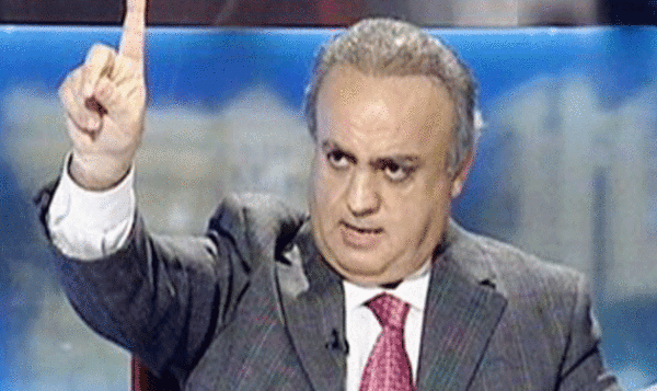 وهاب: أطالب عون بتحقيق جدي لأن هناك ضباطا تورطوا بما حصل بطرابلس وتفرجوا على حرقها 3 وهاب: أطالب عون بتحقيق جدي لأن هناك ضباطا تورطوا بما حصل بطرابلس وتفرجوا على حرقها