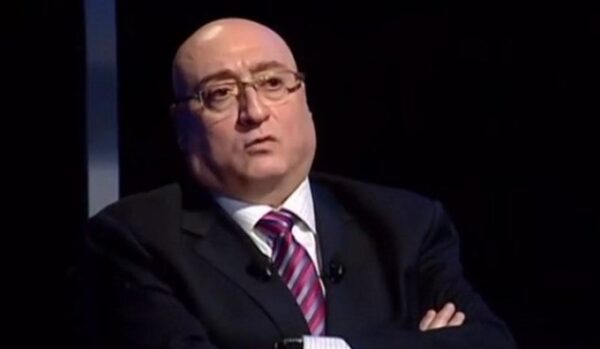 أبو فاضل: البند السري في اتفاق معراب هو تولي جعجع الرئاسة بعد عون.