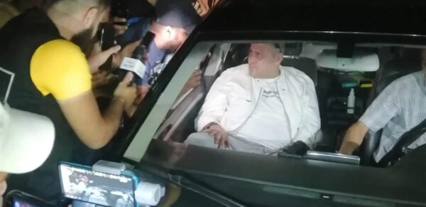 بالفيديو: جورج وسوف على جسر البالما.. ماذا طلب منه الثوار؟