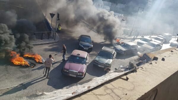 قطع السير على طريق قصقص #عاجل