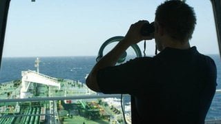 حكومات الغرب تواجه مأزقاً في الرد على الهجوم على ناقلة النفط