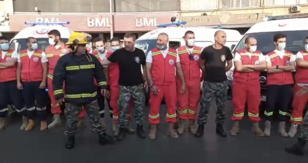 وقفة رمزية في ساحة النور في طرابلس وإطلاق صفارات الاطفاء والاسعاف