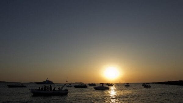 فضيحة مدوية أبطالها 3 مهاجرين و ضحيتها فتاة اسبانية، تنتهي باغتصاب