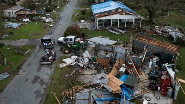 إعلان حالة الطوارئ في ولاية نيويورك بسبب إعصار إيدا 1 إعلان حالة الطوارئ في ولاية نيويورك بسبب إعصار إيدا