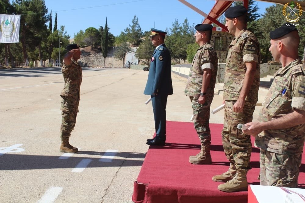 بالصور: حفل تخريج عسكريين تابعوا بنجاح دورة "رتيب مدرب"