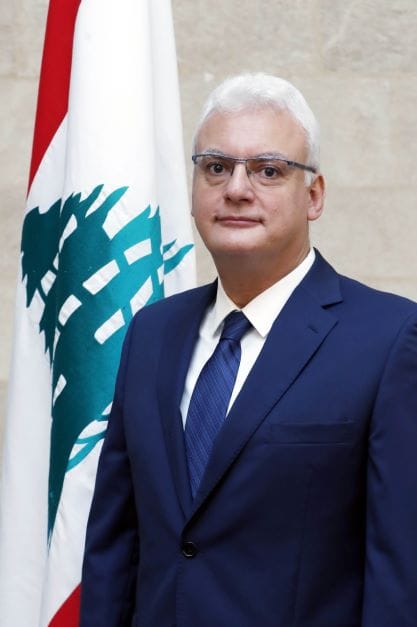 القرم سعى لتأمين مولد كهربائي وإعادة الاتصالات الى مستشفى طرابلس الحكومي