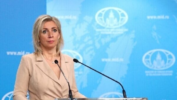 زاخاروفا: تجارب الغرب في منح الأطفال حرية اختيار جنسهم هي "مرض مستفحل"