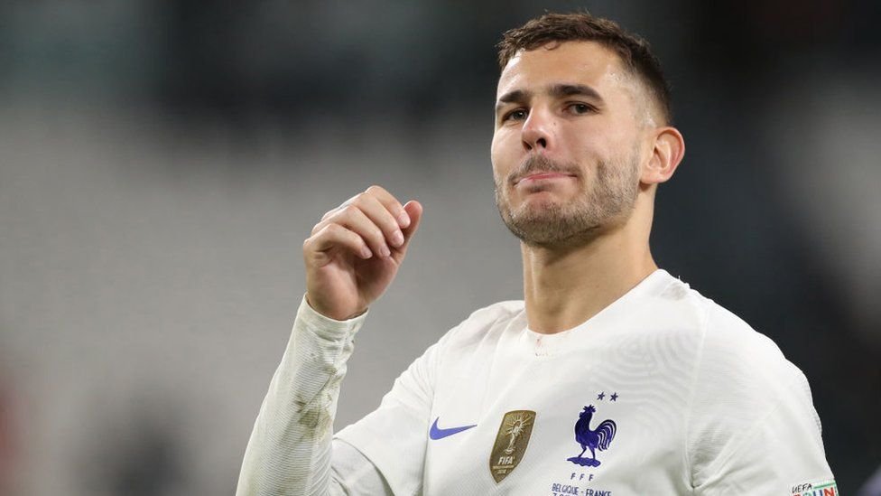 حكم بسجن لوكاس هيرنانديز مدافع منتخب فرنسا وبايرن ميونيخ ستة أشهر