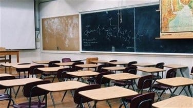 متعاقدو التعليم الاساسي: الاستمرار في مقاطعة العام الدراسي لحين تحقيق المطالب