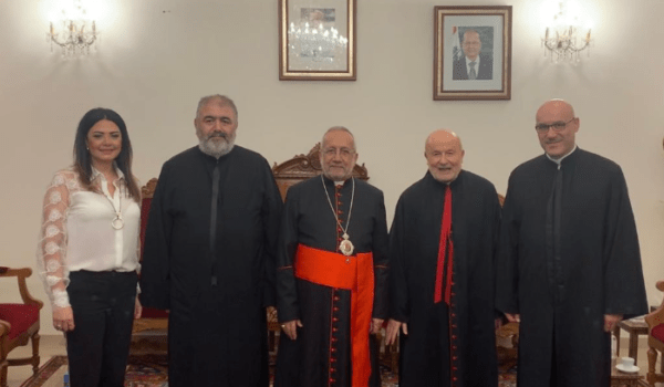 وفد من المرشدية العامة للسجون هنأت بطريرك الأرمن الكاثوليك بانتخابه