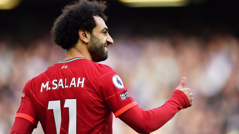 محمد صلاح نجم ليفربول “الأحسن في العالم” في غياب ميسي ورونالدو