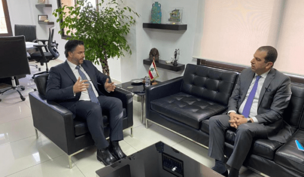 سلام عرض مع الوردات تعزيز آليات العمل مع برنامج الأغذية العالمي