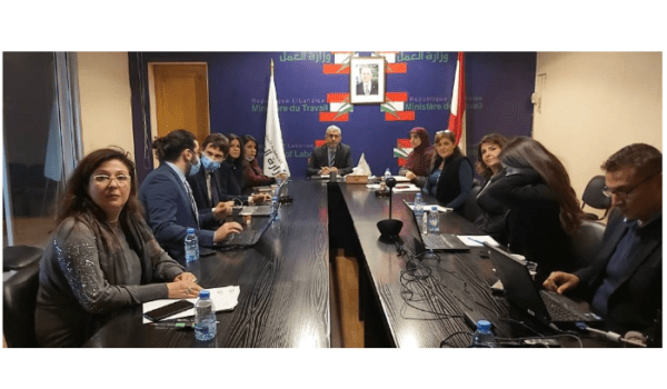 بيرم ترأس اجتماعا حول مشروع الحوار الاجتماعي : لدعم الانتقال إلى الاقتصاد المنظم 1 بيرم ترأس اجتماعا حول مشروع الحوار الاجتماعي : لدعم الانتقال إلى الاقتصاد المنظم