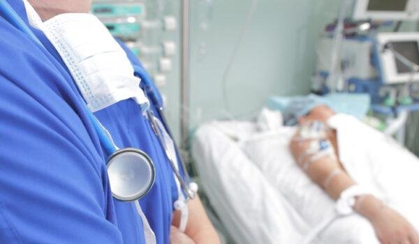 كورونا لبنان: 2017 إصابة جديدة و433 إصابة بمتحور أوميكرون منذ 3 كانون الاول 1 كورونا لبنان: 2017 إصابة جديدة و433 إصابة بمتحور أوميكرون منذ 3 كانون الاول