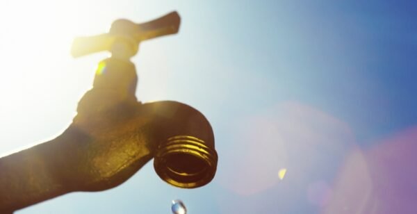 البترون: المياه قطعت عن عدد كبير من القرى والبلدات