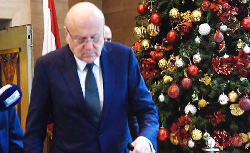 مصادر: بري هدد باستقالة وزراء «الثنائي» حال اجتماع الحكومة 1 مصادر: بري هدد باستقالة وزراء «الثنائي» حال اجتماع الحكومة