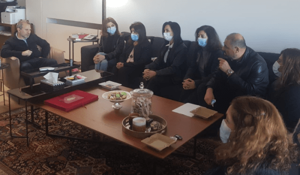 e333760cdf22efb91705e2fed8bede70