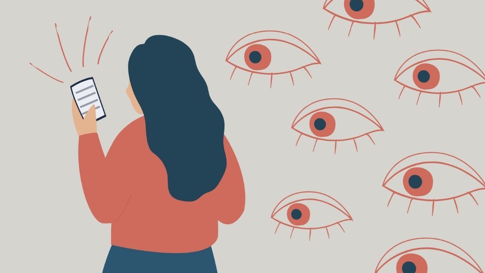 وسائل التواصل الاجتماعي: غرف الاعترافات حيث تكشف الأسرار وتخفى الأسماء