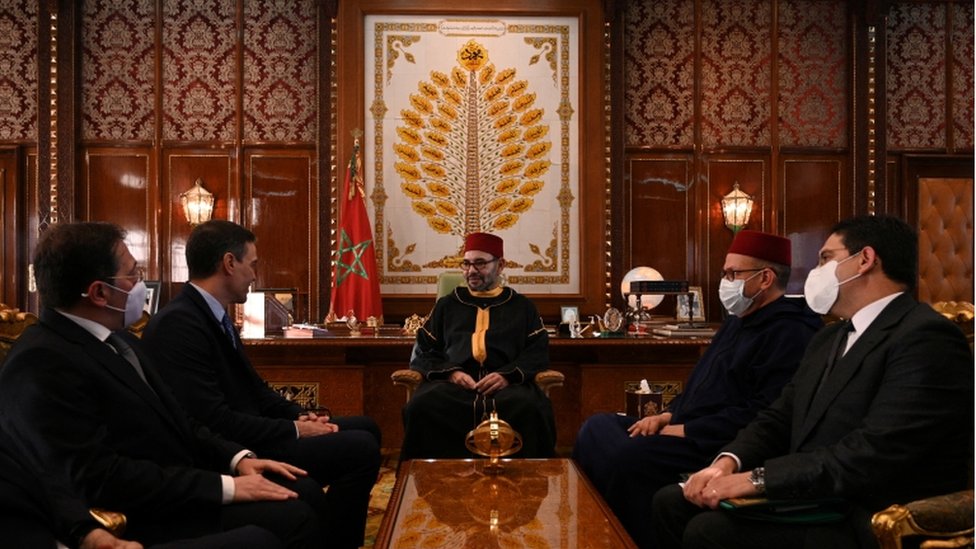 ملك المغرب محمد السادس يجتمع مع رئيس وزراء أسبانيا مع بدء "مرحلة جديدة" في العلاقات بين البلدين
