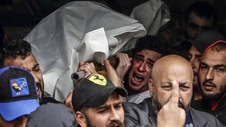لبنان: هل باتت الهجرة الخيار الوحيد للبنانيين رغم المخاطر؟