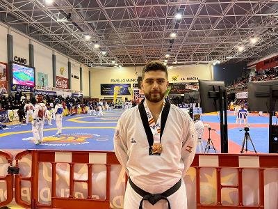 تايكواندو:ميدالية برونزية لراي الراعي من نادي المون لاسال في اسبانيا