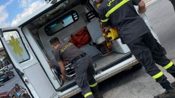 جريح في حادث سير على طريق العدلية 1 جريح في حادث سير على طريق العدلية