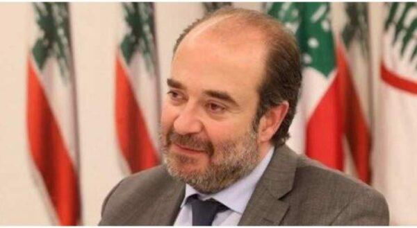 النائب المنتخب جورج عقيص قصد قسم المعلقة الكتائبي للإعتذار عن الاشكال في يوم الانتخابات 1 النائب المنتخب جورج عقيص قصد قسم المعلقة الكتائبي للإعتذار عن الاشكال في يوم الانتخابات