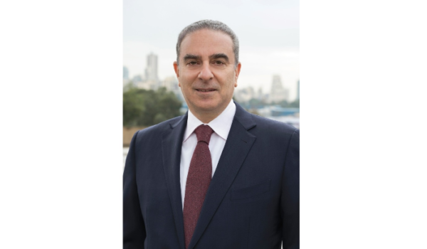فرعون: يجب أن تكون اولوية المرشحين قضية إنفجار المرفأ وملف المودعين والطبابة والتغطية الصحية 1 فرعون: يجب أن تكون اولوية المرشحين قضية إنفجار المرفأ وملف المودعين والطبابة والتغطية الصحية