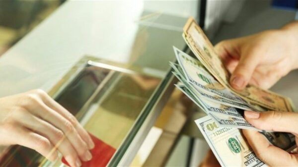 سعر الدولار في لبنان الثلاثاء 6 ايلول 2022.. آخر مرحلة لرفع الدعم عن البنزين 1 سعر الدولار
