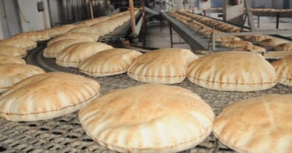تقنين للخبز في النبطية وابو حيدر وعد بحل الأزمة 3 تقنين للخبز في النبطية وابو حيدر وعد بحل الأزمة
