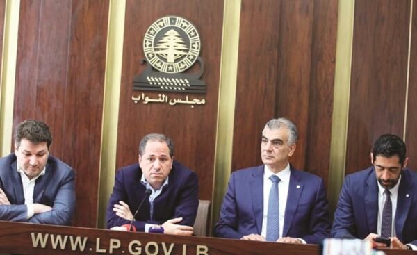 النائب سامي الجميّل يدق ناقوس الخطر: لبنان بلا قيادة وذاهبون إلى مكان خطير 3 النائب سامي الجميّل يدق ناقوس الخطر: لبنان بلا قيادة وذاهبون إلى مكان خطير