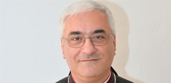عبد الساتر: مسؤوليتنا ان ننقل فرح يسوع الى الاخرين في هذه الظروف الصعبة 1 عبد الساتر: مسؤوليتنا ان ننقل فرح يسوع الى الاخرين في هذه الظروف الصعبة