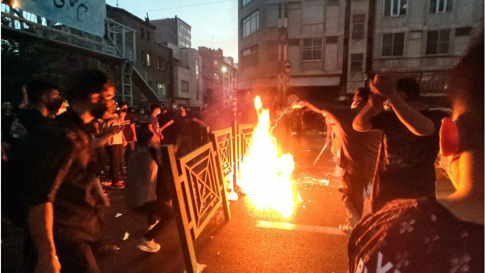 المظاهرات في إيران: إجراءات أمريكية لتسهيل اتصال الإيرانيين بالإنترنت