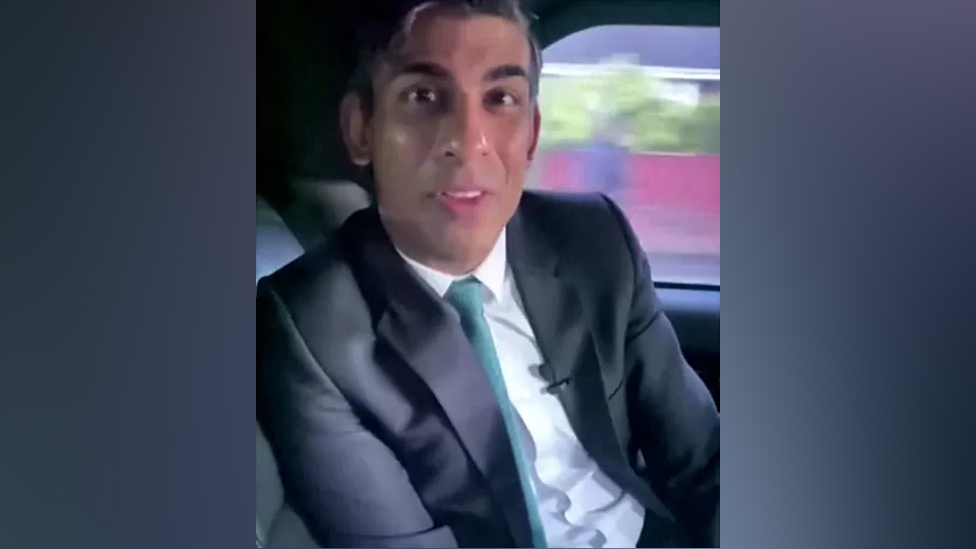 ريشي سوناك: تغريم رئيس الوزراء البريطاني لعدم ارتدائه حزام الأمان