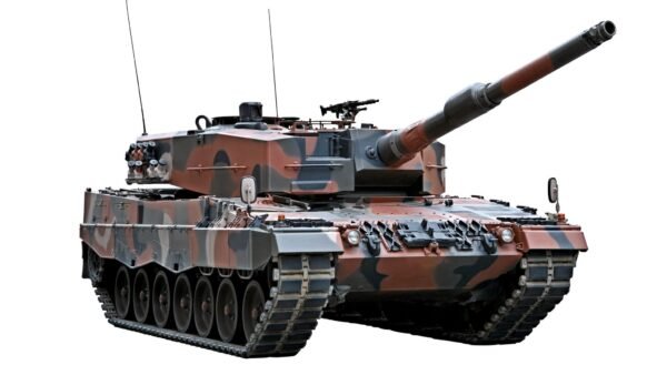 ليوبارد 2: لماذا تلح أوكرانيا في الحصول على هذه الدبابة الألمانية؟