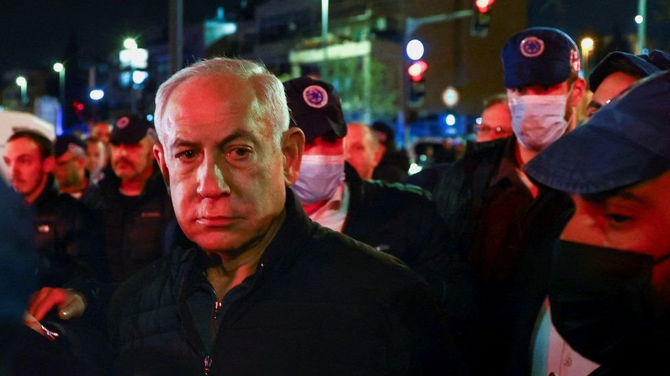 هجوم القدس: نتنياهو يدعو إلى حمل السلاح ووزير إسرائيلي يطالب بإعدام "الارهابيين" – التلغراف