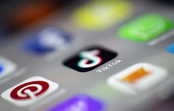 البيت الأبيض يمهل الوكالات الفيدرالية 30 يوماً لحظر تطبيق "تيك توك 1 البيت الأبيض يمهل الوكالات الفيدرالية 30 يوماً لحظر تطبيق "تيك توك