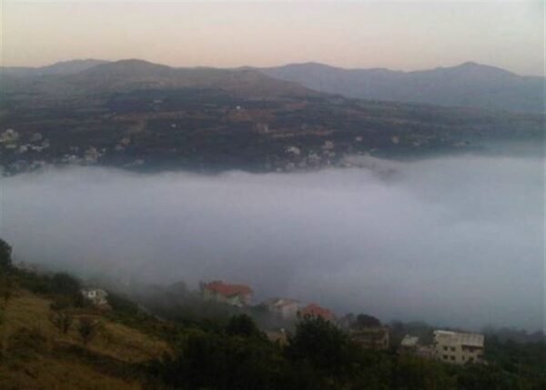 طقس لبنان: متقلب مع ضباب على المرتفعات وانعدام الرؤية بشكل كلي