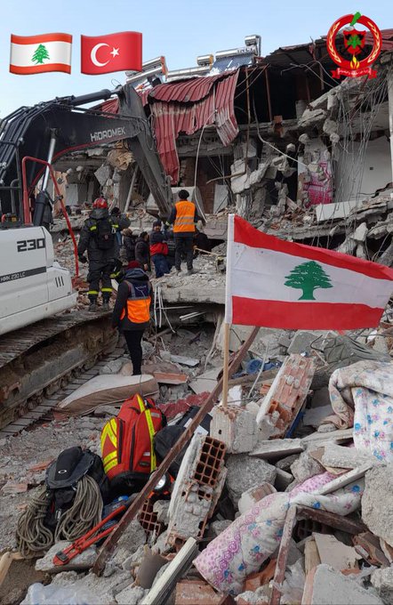 صور من عناصر الدفاع المدني اللبناني لعمليات البحث عن الناجين في تركيا 1 صور من عناصر الدفاع المدني اللبناني لعمليات البحث عن الناجين في تركيا